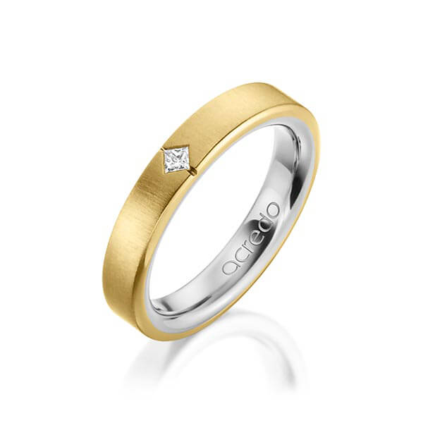 bicolor Trauring/Ehering in außen Gelbgold 750 , innen Platin 950 mit zus. 0,05 ct. Prinzess-Diamant tw, si von acredo - A-1479-13 bicolor Trauring/Ehering in außen Gelbgold 750 , innen Platin 950 mit zus. 0,05 ct. Prinzess-Diamant tw, si von acredo - A-1479-13