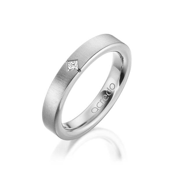 klassischer Trauring/Ehering in außen Graugold 585 , innen Graugold 585 mit zus. 0,05 ct. Prinzess-Diamant tw, si von acredo - A-1479-5 klassischer Trauring/Ehering in außen Graugold 585 , innen Graugold 585 mit zus. 0,05 ct. Prinzess-Diamant tw, si von acredo - A-1479-5