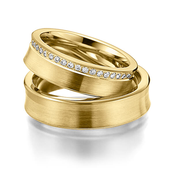 Paar klassische Memoire-Trauringe/Eheringe in Gelbgold 585 vollausgefasst mit zus. 0,48 ct. Brillant tw, si von Steinberg - Q-1081-3 Paar klassische Memoire-Trauringe/Eheringe in Gelbgold 585 vollausgefasst mit zus. 0,48 ct. Brillant tw, si von Steinberg - Q-1081-3