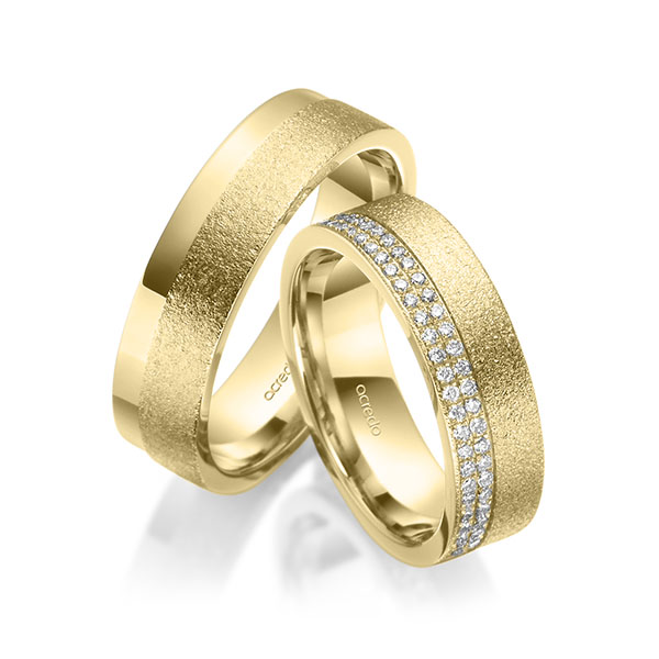 Paar klassische Memoire-Trauringe/Eheringe in Gelbgold 585 vollausgefasst mit zus. 0,55 ct. Brillant tw, si von acredo - A-2053-5 Paar klassische Memoire-Trauringe/Eheringe in Gelbgold 585 vollausgefasst mit zus. 0,55 ct. Brillant tw, si von acredo - A-2053-5