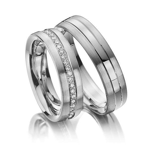 Paar klassische Memoire-Trauringe/Eheringe in Palladium 500 vollausgefasst mit zus. 0,48 ct. Brillant tw, si von Steinberg - Q-1090-11 Paar klassische Memoire-Trauringe/Eheringe in Palladium 500 vollausgefasst mit zus. 0,48 ct. Brillant tw, si von Steinberg - Q-1090-11
