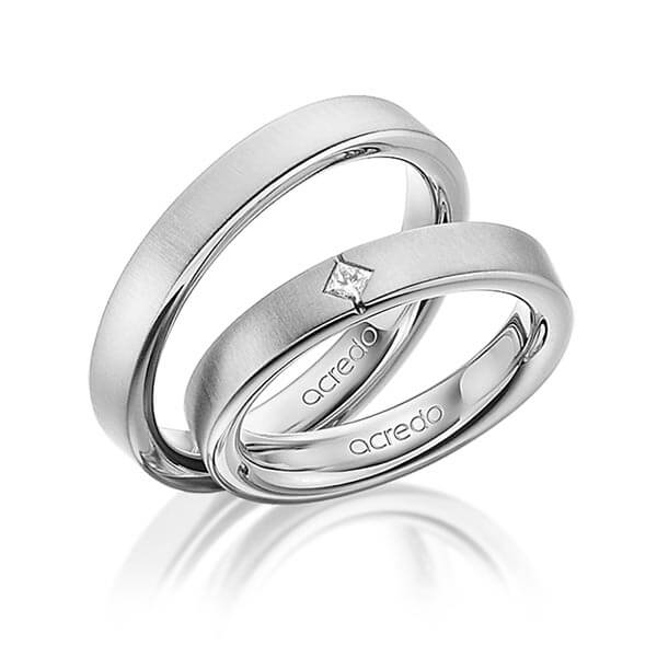 Paar klassische Trauringe/Eheringe in aussen Graugold 585 , innen Graugold 585 mit zus. 0,05 ct. Prinzess-Diamant tw, si von acredo - A-1468-5 Paar klassische Trauringe/Eheringe in aussen Graugold 585 , innen Graugold 585 mit zus. 0,05 ct. Prinzess-Diamant tw, si von acredo - A-1468-5
