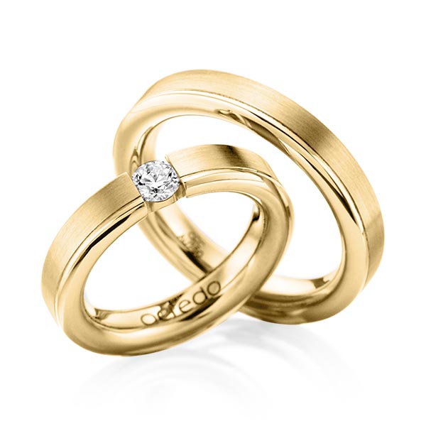 Paar klassische Trauringe/Eheringe in Gelbgold 585 mit 0,3 ct. Brillant tw, vs von acredo - A-1121-10 Paar klassische Trauringe/Eheringe in Gelbgold 585 mit 0,3 ct. Brillant tw, vs von acredo - A-1121-10