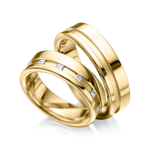 Paar klassische Trauringe/Eheringe in Gelbgold 585 mit zus. 0,36 ct. Prinzess-Diamant tw, si von acredo - A-1024-4 Paar klassische Trauringe/Eheringe in Gelbgold 585 mit zus. 0,36 ct. Prinzess-Diamant tw, si von acredo - A-1024-4