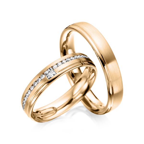 Paar klassische Trauringe/Eheringe in Roségold 585 mit zus. 0,32 ct. Brillant & Prinzess-Diamant tw, si von acredo - A-6023-9 Paar klassische Trauringe/Eheringe in Roségold 585 mit zus. 0,32 ct. Brillant & Prinzess-Diamant tw, si von acredo - A-6023-9