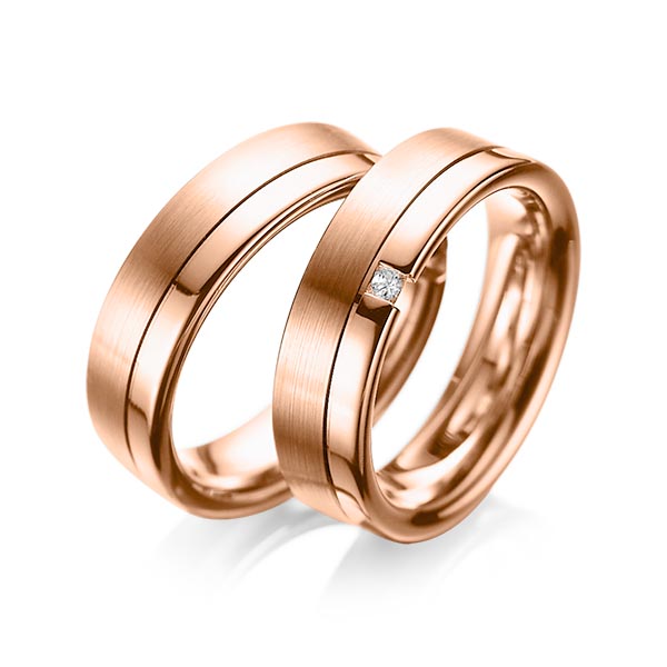 Paar klassische Trauringe/Eheringe in Rotgold 585 mit zus. 0,04 ct. Prinzess-Diamant tw, si von acredo - A-1064-12 Paar klassische Trauringe/Eheringe in Rotgold 585 mit zus. 0,04 ct. Prinzess-Diamant tw, si von acredo - A-1064-12