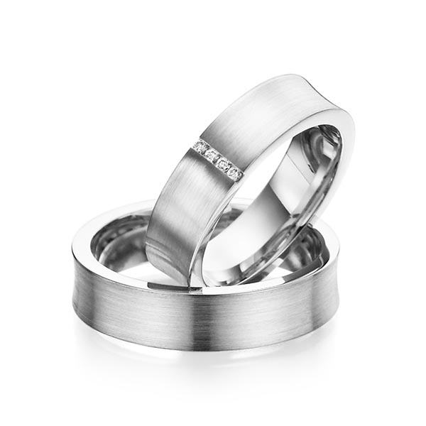 Paar klassische Trauringe/Eheringe in Weissgold 585 mit zus. 0,04 ct. Brillant tw, si von Steinberg - Q-1079-2 Paar klassische Trauringe/Eheringe in Weissgold 585 mit zus. 0,04 ct. Brillant tw, si von Steinberg - Q-1079-2