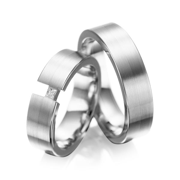 Paar klassische Trauringe/Eheringe in Weissgold 585 mit zus. 0,05 ct. Prinzess-Diamant tw, si von acredo - A-1025-15 Paar klassische Trauringe/Eheringe in Weissgold 585 mit zus. 0,05 ct. Prinzess-Diamant tw, si von acredo - A-1025-15
