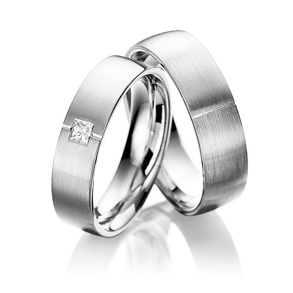 Paar klassische Trauringe/Eheringe in Weißgold 585 mit zus. 0,1 ct. Prinzess-Diamant tw, vs von 123gold - P-1139-5 Paar klassische Trauringe/Eheringe in Weißgold 585 mit zus. 0,1 ct. Prinzess-Diamant tw, vs von 123gold - P-1139-5