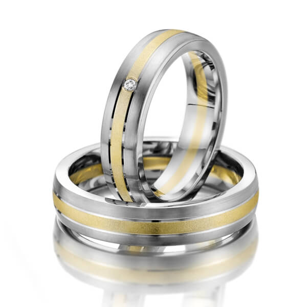 Set Bicolor trouwringen in grijsgoud 14 kt. geelgoud 14 kt. met in totaal 0,01 ct. Briljant tw/si - NP-1158-1 Set Bicolor trouwringen in grijsgoud 14 kt. geelgoud 14 kt. met in totaal 0,01 ct. Briljant tw/si - NP-1158-1