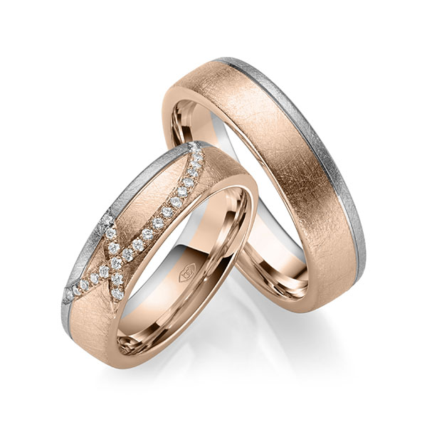 Set Bicolor trouwringen in roodgoud 14 kt. grijsgoud 14 kt. met in totaal 0,168 ct. Briljant tw/si - UQ-1050-2 Set Bicolor trouwringen in roodgoud 14 kt. grijsgoud 14 kt. met in totaal 0,168 ct. Briljant tw/si - UQ-1050-2