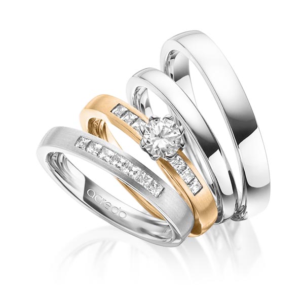 Set in Weissgold 585 mit 0,4 ct. + zus. 0,39 ct. Prinzess-Diamant & Brillant tw, si tw, vs von acredo - A-1419-1 Set in Weissgold 585 mit 0,4 ct. + zus. 0,39 ct. Prinzess-Diamant & Brillant tw, si tw, vs von acredo - A-1419-1
