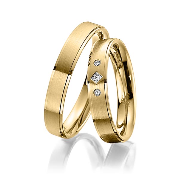 Set Klassieke trouwringen in geelgoud 14 kt. met in totaal 0,05 ct. Princess-Diamant & Briljant tw/si van acredo - A-4004-4 Set Klassieke trouwringen in geelgoud 14 kt. met in totaal 0,05 ct. Princess-Diamant & Briljant tw/si van acredo - A-4004-4