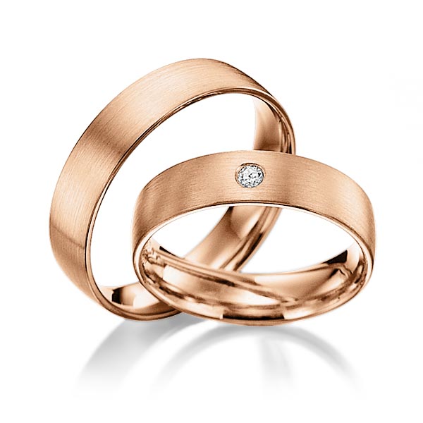 Set Klassieke trouwringen in roodgoud 14 kt. met in totaal 0,02 ct. Briljant tw/si - NP-1004-4 Set Klassieke trouwringen in roodgoud 14 kt. met in totaal 0,02 ct. Briljant tw/si - NP-1004-4