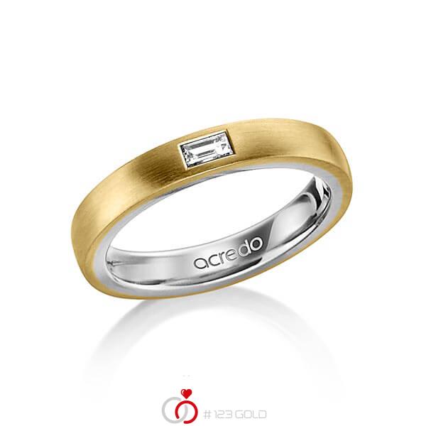 Bicolor trouwring in buiten geelgoud 18 kt. , binnen platina 950 met in totaal 0,15 ct. Baguette-Diamant tw,vs van acredo - A-1478-13 Bicolor trouwring in buiten geelgoud 18 kt. , binnen platina 950 met in totaal 0,15 ct. Baguette-Diamant tw,vs van acredo - A-1478-13