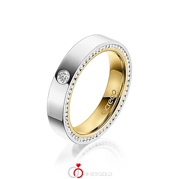 Bicolor trouwring in buiten grijsgoud 14 kt. , binnen geelgoud 14 kt. met in totaal 0,395 ct. Briljant tw/si van acredo - A-1494-2 Bicolor trouwring in buiten grijsgoud 14 kt. , binnen geelgoud 14 kt. met in totaal 0,395 ct. Briljant tw/si van acredo - A-1494-2