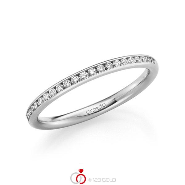 klassischer Memoire-Trauring/Ehering in Weißgold 585 halbausgefasst mit zus. 0,22 ct. Brillant tw, si von acredo - A-2291-1 klassischer Memoire-Trauring/Ehering in Weißgold 585 halbausgefasst mit zus. 0,22 ct. Brillant tw, si von acredo - A-2291-1