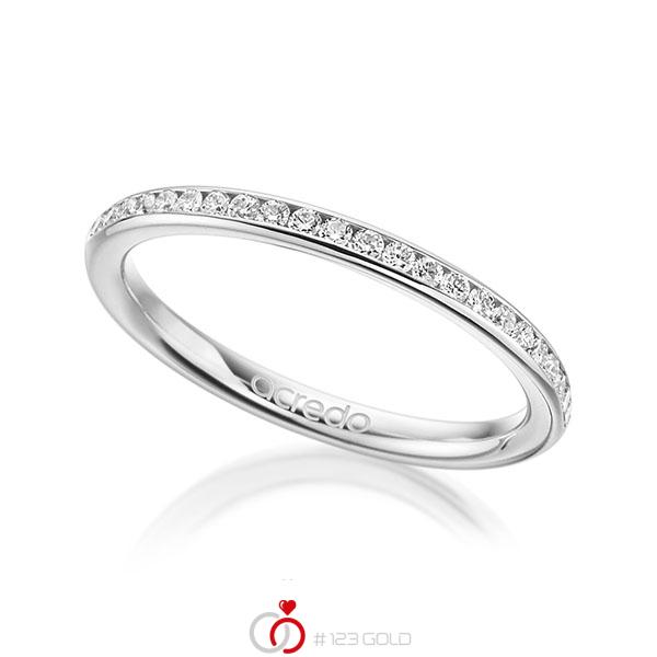 klassischer Memoire-Trauring/Ehering in Weißgold 585 halbausgefasst mit zus. 0,23 ct. Brillant tw, si von acredo - A-1658-4 klassischer Memoire-Trauring/Ehering in Weißgold 585 halbausgefasst mit zus. 0,23 ct. Brillant tw, si von acredo - A-1658-4