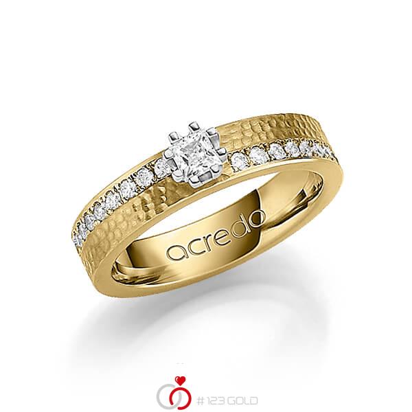 klassischer Trauring/Ehering in Gelbgold 585 gehämmert Struktur mit zus. 0,74 ct. Brillant & Prinzess-Diamant tw, si von acredo - A-1247-13 klassischer Trauring/Ehering in Gelbgold 585 gehämmert Struktur mit zus. 0,74 ct. Brillant & Prinzess-Diamant tw, si von acredo - A-1247-13