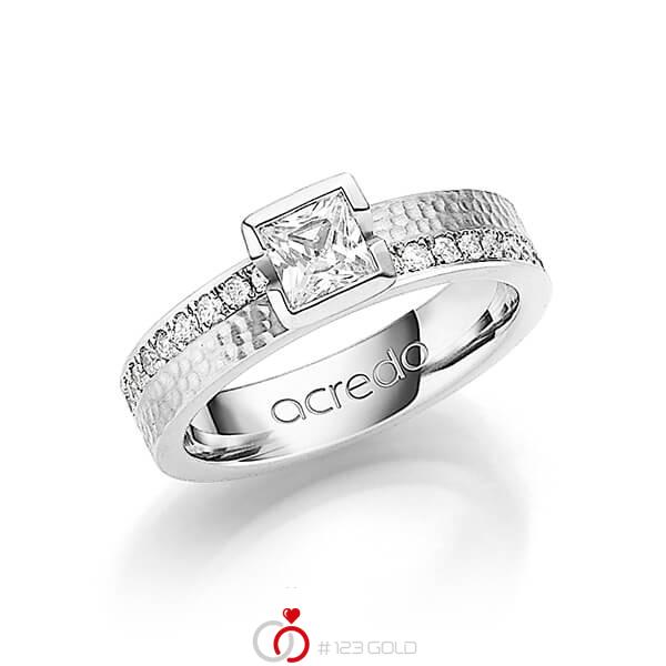 klassischer Trauring/Ehering in Weißgold 585 gehämmert Struktur mit 0,4 ct. + zus. 0,54 ct. Prinzess-Diamant & Brillant tw, vs tw, si von acredo - A-1247-2 klassischer Trauring/Ehering in Weißgold 585 gehämmert Struktur mit 0,4 ct. + zus. 0,54 ct. Prinzess-Diamant & Brillant tw, vs tw, si von acredo - A-1247-2