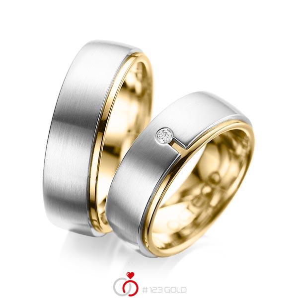 Paar bicolor Trauringe/Eheringe in aussen Platin 950 , innen Gelbgold 750 mit zus. 0,03 ct. Brillant tw, si von acredo - A-1090-2 Paar bicolor Trauringe/Eheringe in aussen Platin 950 , innen Gelbgold 750 mit zus. 0,03 ct. Brillant tw, si von acredo - A-1090-2