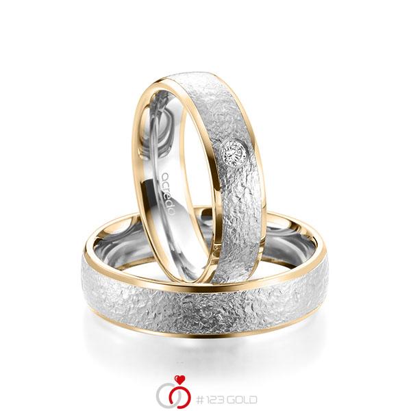 Paar bicolor Trauringe/Eheringe in Roségold 585 Weissgold 585 , crushed Struktur mit zus. 0,08 ct. Brillant tw, si von acredo - A-1961-11 Paar bicolor Trauringe/Eheringe in Roségold 585 Weissgold 585 , crushed Struktur mit zus. 0,08 ct. Brillant tw, si von acredo - A-1961-11