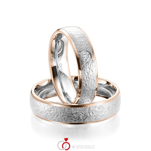 Paar bicolor Trauringe/Eheringe in Rotgold 585 Weissgold 585 , crushed Struktur mit zus. 0,08 ct. Brillant tw, si von acredo - A-1961-9 Paar bicolor Trauringe/Eheringe in Rotgold 585 Weissgold 585 , crushed Struktur mit zus. 0,08 ct. Brillant tw, si von acredo - A-1961-9