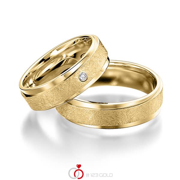 Paar klassische Trauringe/Eheringe in Gelbgold 585 mit zus. 0,02 ct. Brillant tw, si von acredo - S-1094-4 Paar klassische Trauringe/Eheringe in Gelbgold 585 mit zus. 0,02 ct. Brillant tw, si von acredo - S-1094-4