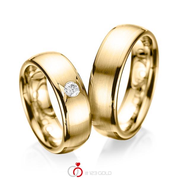 Paar klassische Trauringe/Eheringe in Gelbgold 585 mit zus. 0,15 ct. Brillant tw, si von acredo - A-1065-8 Paar klassische Trauringe/Eheringe in Gelbgold 585 mit zus. 0,15 ct. Brillant tw, si von acredo - A-1065-8