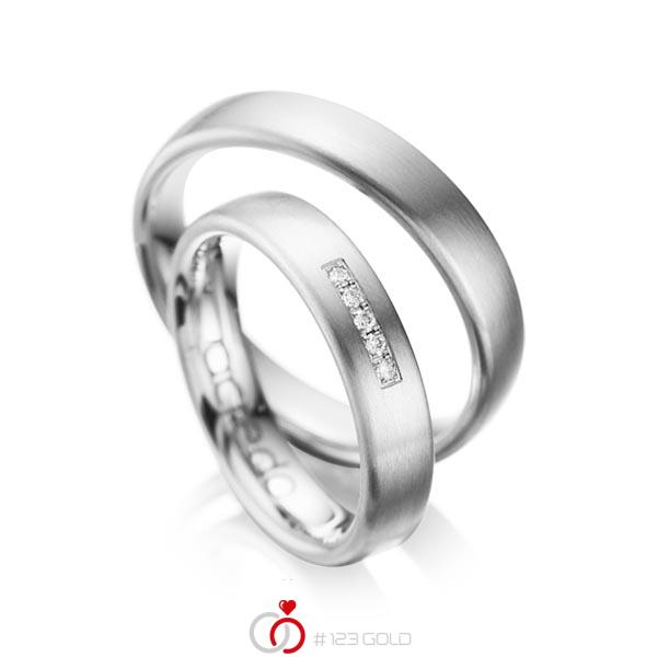 Paar klassische Trauringe/Eheringe in Weissgold 585 mit zus. 0,05 ct. Brillant tw, si von acredo - A-1052-4 Paar klassische Trauringe/Eheringe in Weissgold 585 mit zus. 0,05 ct. Brillant tw, si von acredo - A-1052-4