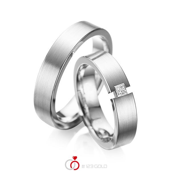 Paar klassische Trauringe/Eheringe in Weißgold 585 mit zus. 0,1 ct. Prinzess-Diamant tw, si von acredo - A-1041-1 Paar klassische Trauringe/Eheringe in Weißgold 585 mit zus. 0,1 ct. Prinzess-Diamant tw, si von acredo - A-1041-1