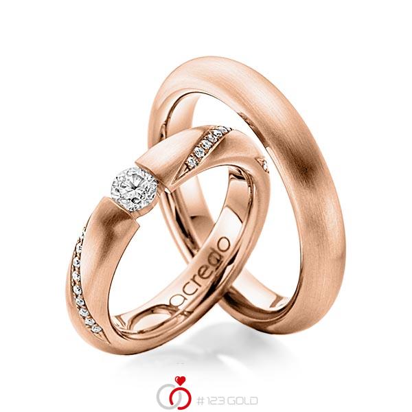 Set klassieke trouwringen in roodgoud 14 kt. met 0,3 ct. + in totaal 0,225 ct. Briljant tw/si van acredo - A-1106-7 Set klassieke trouwringen in roodgoud 14 kt. met 0,3 ct. + in totaal 0,225 ct. Briljant tw/si van acredo - A-1106-7