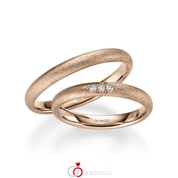Set klassieke trouwringen in roodgoud 14 kt. met in totaal 0,045 ct. Briljant tw/si van acredo - S-1258-13 Set klassieke trouwringen in roodgoud 14 kt. met in totaal 0,045 ct. Briljant tw/si van acredo - S-1258-13