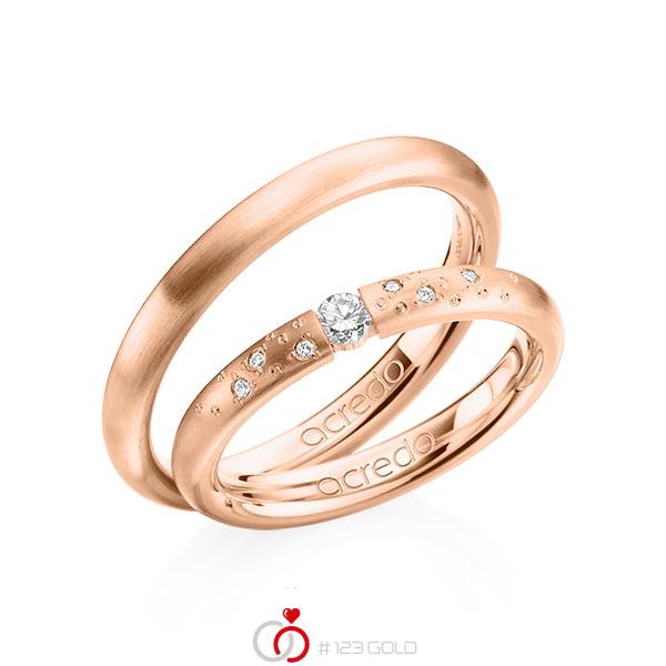 Set klassieke trouwringen in roodgoud 14 kt. met in totaal 0,13 ct. Briljant tw/si van acredo - A-1291-5 Set klassieke trouwringen in roodgoud 14 kt. met in totaal 0,13 ct. Briljant tw/si van acredo - A-1291-5