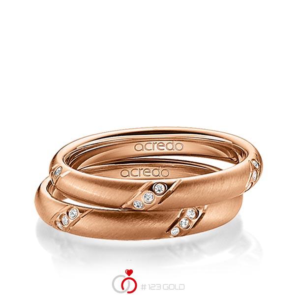 Set klassieke trouwringen in roodgoud 14 kt. met in totaal 0,15 ct. Briljant tw/si van acredo - A-1391-11 Set klassieke trouwringen in roodgoud 14 kt. met in totaal 0,15 ct. Briljant tw/si van acredo - A-1391-11
