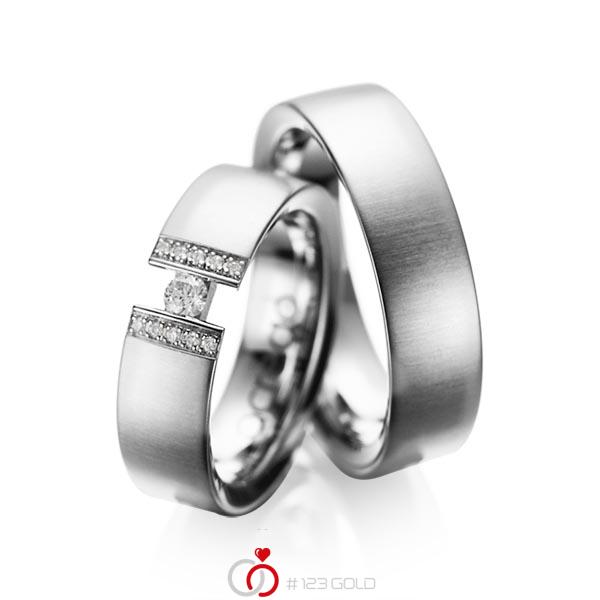 Set klassieke trouwringen in witgoud 14 kt. met in totaal 0,15 ct. Briljant tw/si van acredo - A-1033-8 Set klassieke trouwringen in witgoud 14 kt. met in totaal 0,15 ct. Briljant tw/si van acredo - A-1033-8