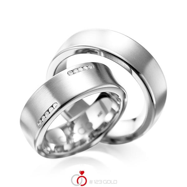 Set klassieke trouwringen in witgoud 14 kt. met in totaal 0,15 ct. Briljant tw/si van acredo - A-1094-1 Set klassieke trouwringen in witgoud 14 kt. met in totaal 0,15 ct. Briljant tw/si van acredo - A-1094-1