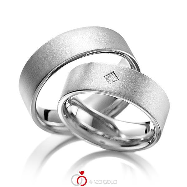 Set klassieke trouwringen in witgoud 14 kt. met in totaal 0,1 ct. Princess-Diamant tw,vs van acredo - A-1093-7 Set klassieke trouwringen in witgoud 14 kt. met in totaal 0,1 ct. Princess-Diamant tw,vs van acredo - A-1093-7