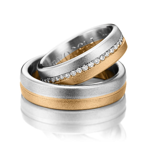 Paar bicolor Memoire-Trauringe/Eheringe in Platin 600 Roségold 750 halbausgefasst mit zus. 0,22 ct. Brillant tw, si von Steinberg - Q-1214-1 Paar bicolor Memoire-Trauringe/Eheringe in Platin 600 Roségold 750 halbausgefasst mit zus. 0,22 ct. Brillant tw, si von Steinberg - Q-1214-1