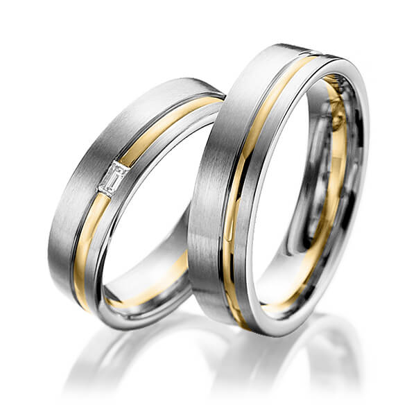 Paar bicolor Trauringe/Eheringe in Graugold 585 Gelbgold 585 mit zus. 0,06 ct. Baguette-Diamant tw, vs von 123GOLD - Y-1104-10 Paar bicolor Trauringe/Eheringe in Graugold 585 Gelbgold 585 mit zus. 0,06 ct. Baguette-Diamant tw, vs von 123GOLD - Y-1104-10