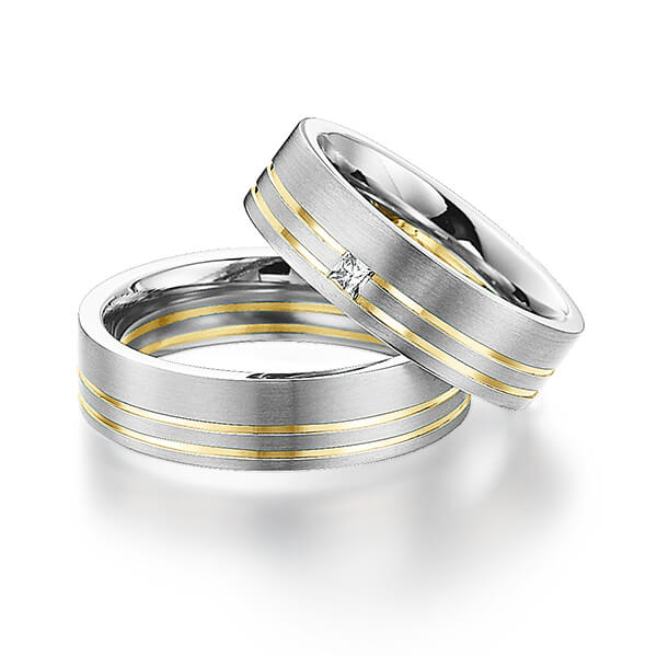 Paar bicolor Trauringe/Eheringe in Weißgold 585 Gelbgold 585 mit zus. 0,06 ct. Prinzess-Diamant tw, si von Steinberg - Q-1231-5 Paar bicolor Trauringe/Eheringe in Weißgold 585 Gelbgold 585 mit zus. 0,06 ct. Prinzess-Diamant tw, si von Steinberg - Q-1231-5