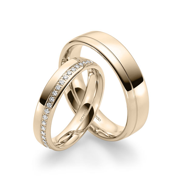 Paar klassische Memoire-Trauringe/Eheringe in Signature Gold 585 halbausgefasst mit zus. 0,184 ct. Brillant tw, si von acredo - A-1689-11 Paar klassische Memoire-Trauringe/Eheringe in Signature Gold 585 halbausgefasst mit zus. 0,184 ct. Brillant tw, si von acredo - A-1689-11