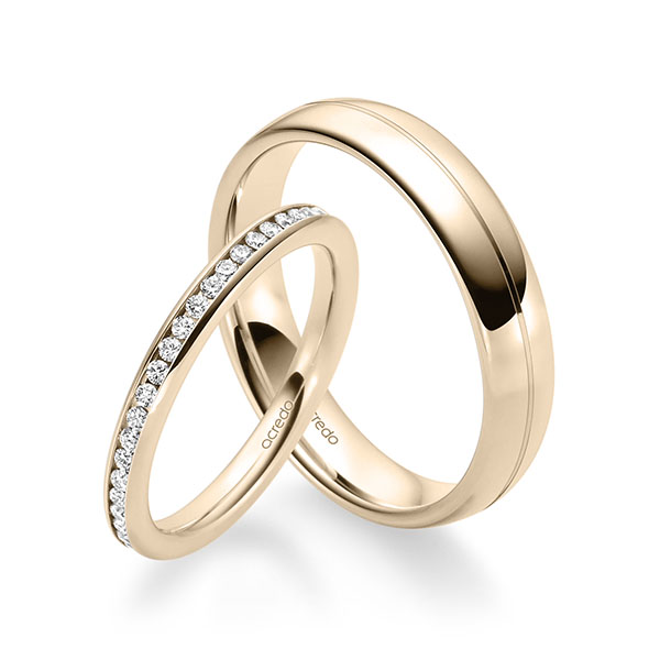Paar klassische Memoire-Trauringe/Eheringe in Signature Gold 585 vollausgefasst mit zus. 0,46 ct. Brillant tw, si von acredo - A-1681-6 Paar klassische Memoire-Trauringe/Eheringe in Signature Gold 585 vollausgefasst mit zus. 0,46 ct. Brillant tw, si von acredo - A-1681-6
