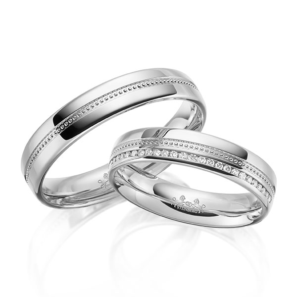 Paar klassische Memoire-Trauringe/Eheringe in Weissgold 585 halbausgefasst mit zus. 0,14 ct. Brillant tw, si von Steinberg - Q-1723-3 Paar klassische Memoire-Trauringe/Eheringe in Weissgold 585 halbausgefasst mit zus. 0,14 ct. Brillant tw, si von Steinberg - Q-1723-3