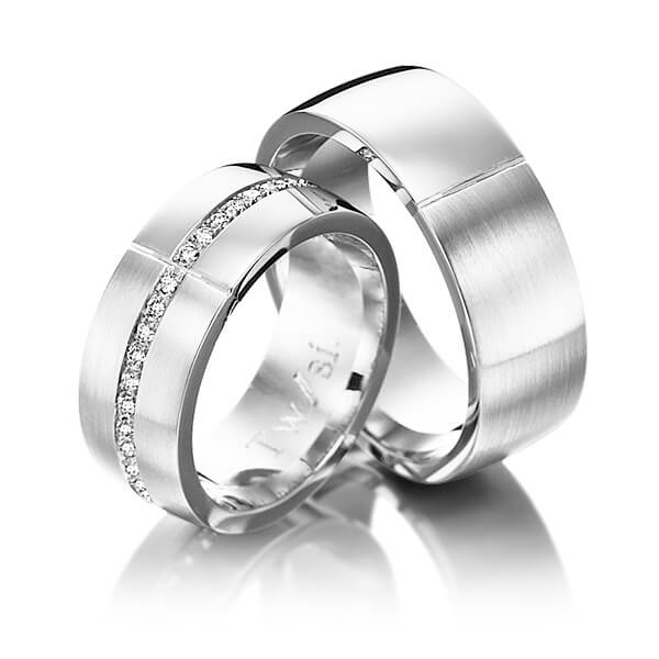 Paar klassische Memoire-Trauringe/Eheringe in Weißgold 585 halbausgefasst mit zus. 0,22 ct. Brillant tw, si von 123gold - P-1119-7 Paar klassische Memoire-Trauringe/Eheringe in Weißgold 585 halbausgefasst mit zus. 0,22 ct. Brillant tw, si von 123gold - P-1119-7