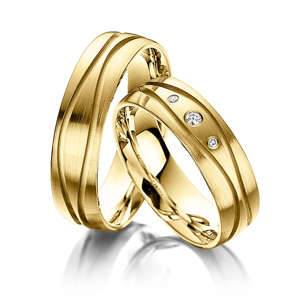 Paar klassische Trauringe/Eheringe in außen Gelbgold 585 , innen Gelbgold 585 mit zus. 0,04 ct. Brillant tw, si von Steinberg - T-1062-3 Paar klassische Trauringe/Eheringe in außen Gelbgold 585 , innen Gelbgold 585 mit zus. 0,04 ct. Brillant tw, si von Steinberg - T-1062-3