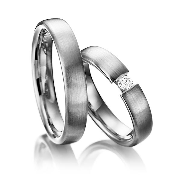 Paar klassische Trauringe/Eheringe in Graugold 585 mit zus. 0,1 ct. Brillant tw, si von 123gold - Y-1103-3 Paar klassische Trauringe/Eheringe in Graugold 585 mit zus. 0,1 ct. Brillant tw, si von 123gold - Y-1103-3