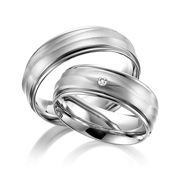 Paar klassische Trauringe/Eheringe in Palladium 585 mit zus. 0,03 ct. Brillant tw, si von Steinberg - T-1110-1 Paar klassische Trauringe/Eheringe in Palladium 585 mit zus. 0,03 ct. Brillant tw, si von Steinberg - T-1110-1