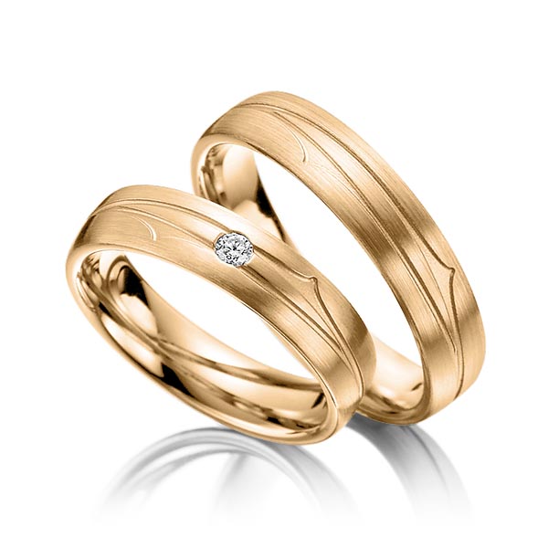 Paar klassische Trauringe/Eheringe in Roségold 585 mit zus. 0,04 ct. Brillant tw, si von Steinberg - T-1079-4 Paar klassische Trauringe/Eheringe in Roségold 585 mit zus. 0,04 ct. Brillant tw, si von Steinberg - T-1079-4