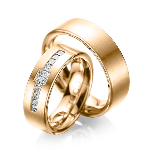 Paar klassische Trauringe/Eheringe in Roségold 585 mit zus. 0,52 ct. Prinzess-Diamant tw, si von acredo - A-1050-5 Paar klassische Trauringe/Eheringe in Roségold 585 mit zus. 0,52 ct. Prinzess-Diamant tw, si von acredo - A-1050-5